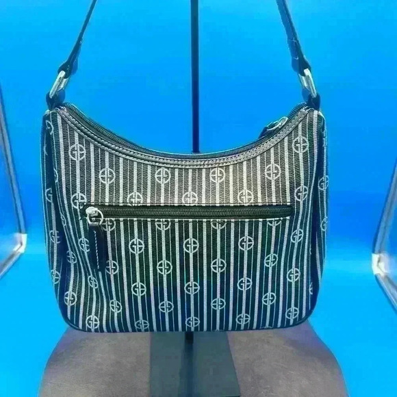Giani Bernini Black and Gray Shoulder Bag. One Handle.  Very Clean Bag. EUC - Picture 3 of 16